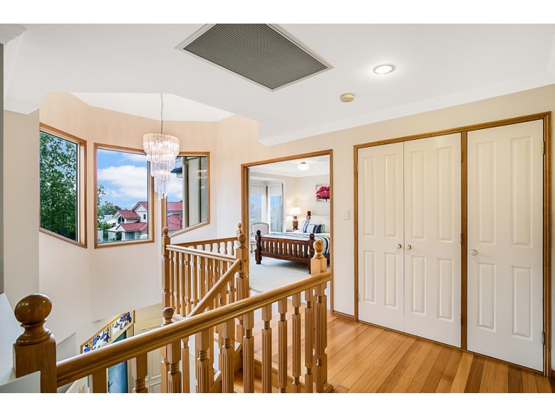 3 Spring Garden Court, Middle Ridge QLD 4350