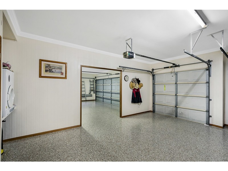 3 Spring Garden Court, Middle Ridge QLD 4350