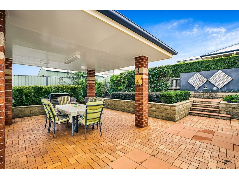 3 Spring Garden Court, Middle Ridge QLD 4350