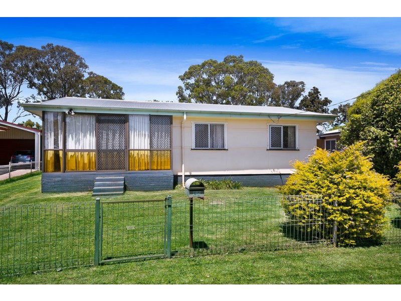 28 Weetwood Street, Newtown QLD 4350