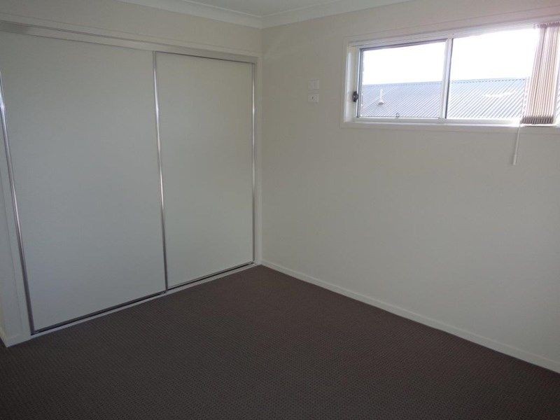 1/6 Reserve Road, Cranley QLD 4350