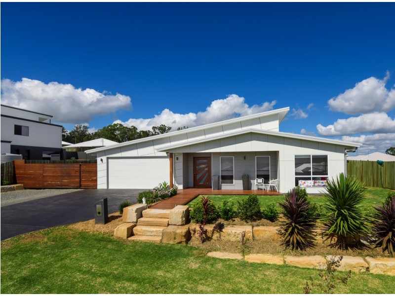 26 Maculan Crescent, Westbrook QLD 4350