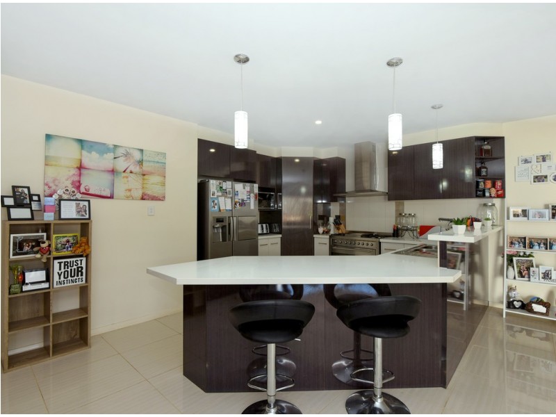26 Maculan Crescent, Westbrook QLD 4350