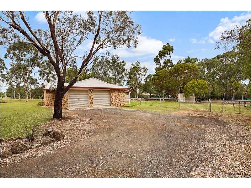9 Voll Avenue, Oakey QLD 4401