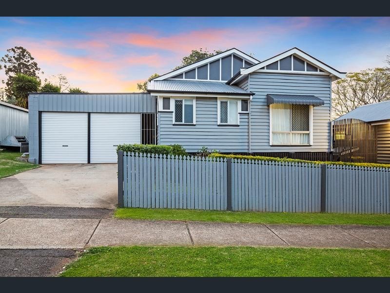 19 Ramsay Street, South Toowoomba QLD 4350
