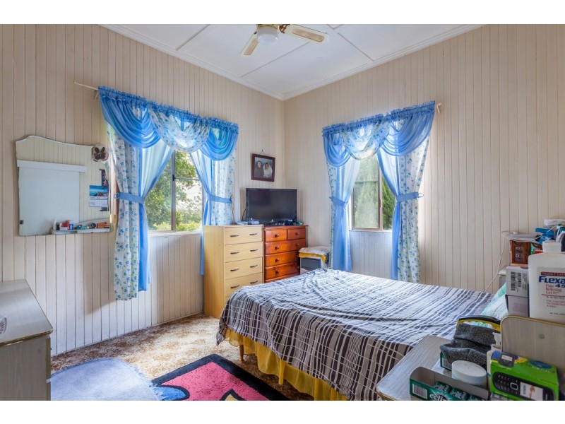 4 Wattle Street, Harlaxton QLD 4350
