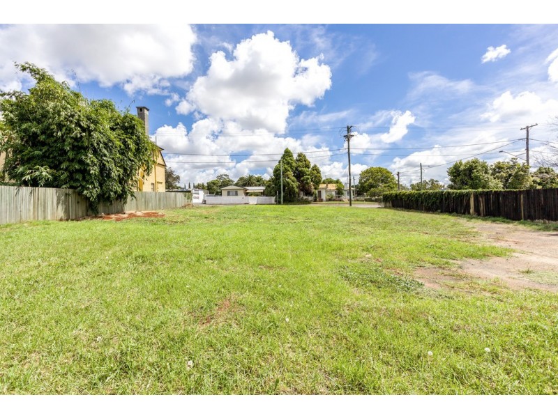 72 West Street, Toowoomba City QLD 4350