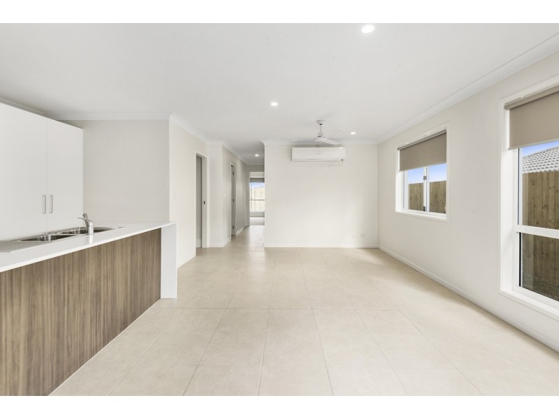 1/4 Ivy Court, Glenvale QLD 4350