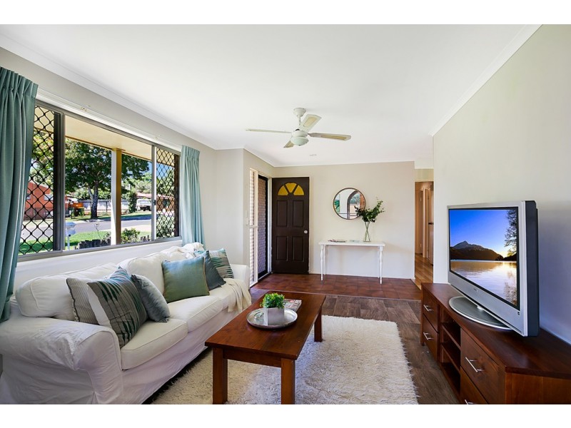 19 Claret Street, Wilsonton Heights QLD 4350