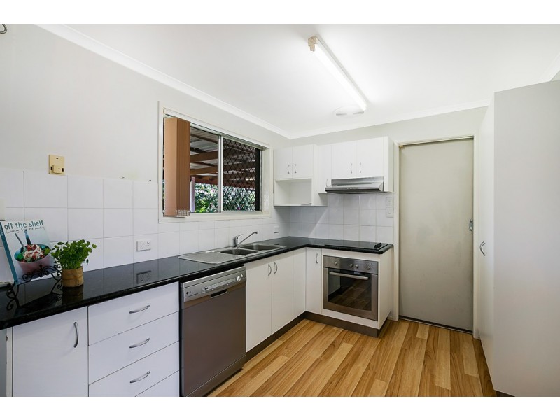 19 Claret Street, Wilsonton Heights QLD 4350