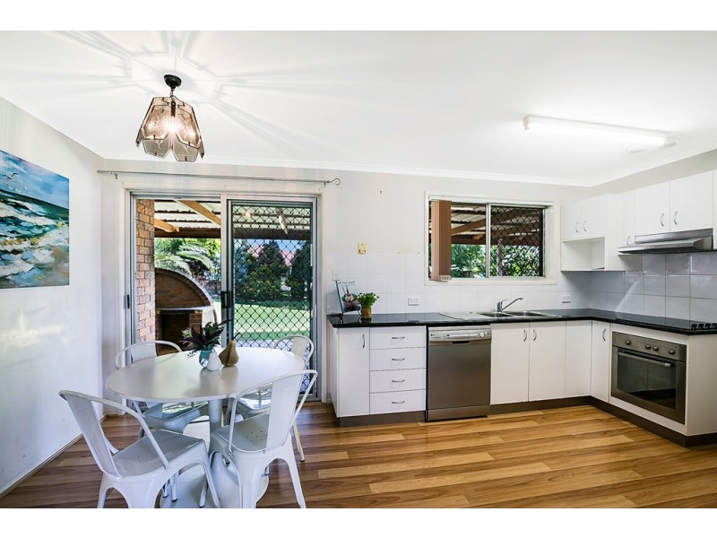 19 Claret Street, Wilsonton Heights QLD 4350