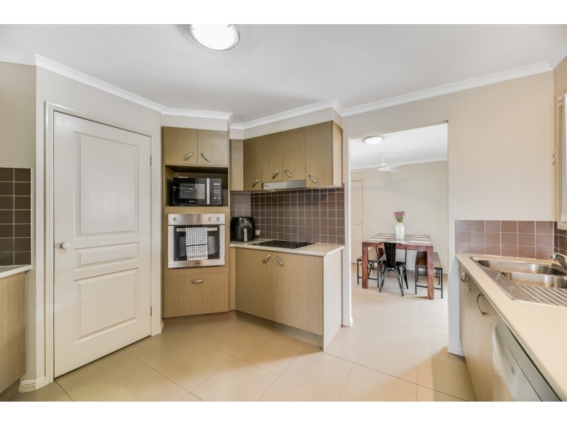 3 Latham Court, Wilsonton Heights QLD 4350