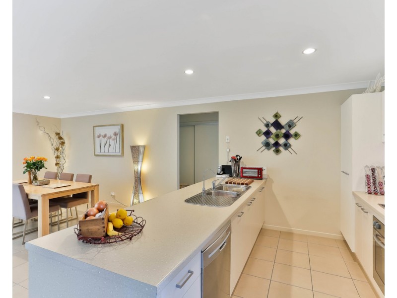 10 Dixon Court, Wilsonton Heights QLD 4350