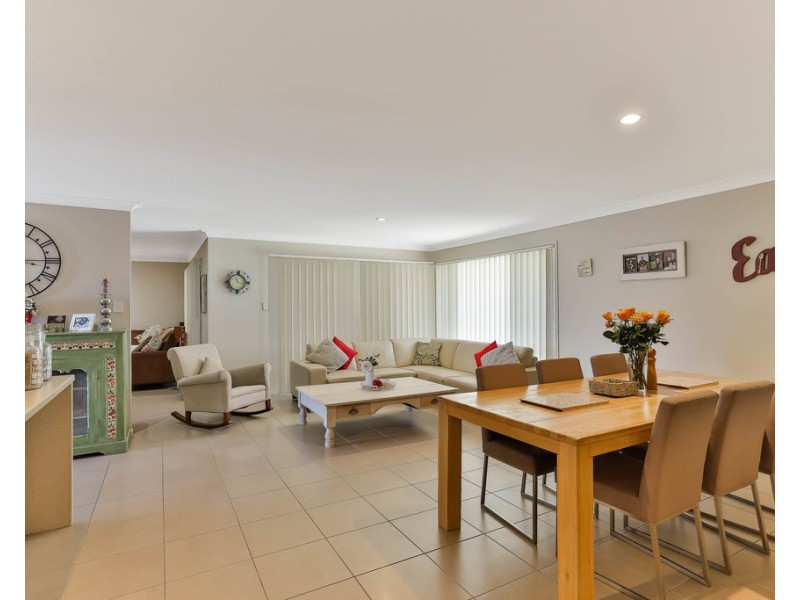 10 Dixon Court, Wilsonton Heights QLD 4350