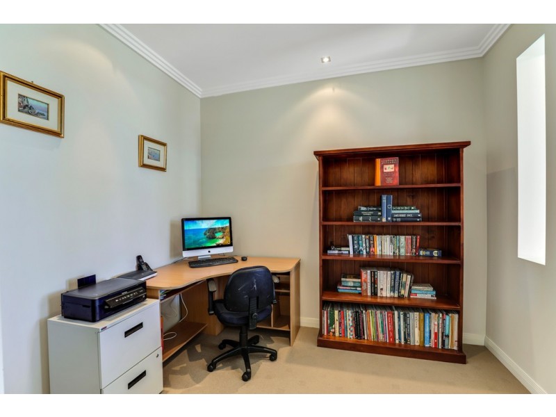 6 Stedman Street, Middle Ridge QLD 4350