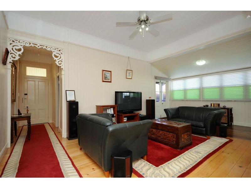 30 Dunmore Street, East Toowoomba QLD 4350