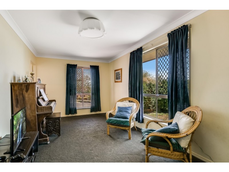 7 Conquest Court, Wilsonton QLD 4350