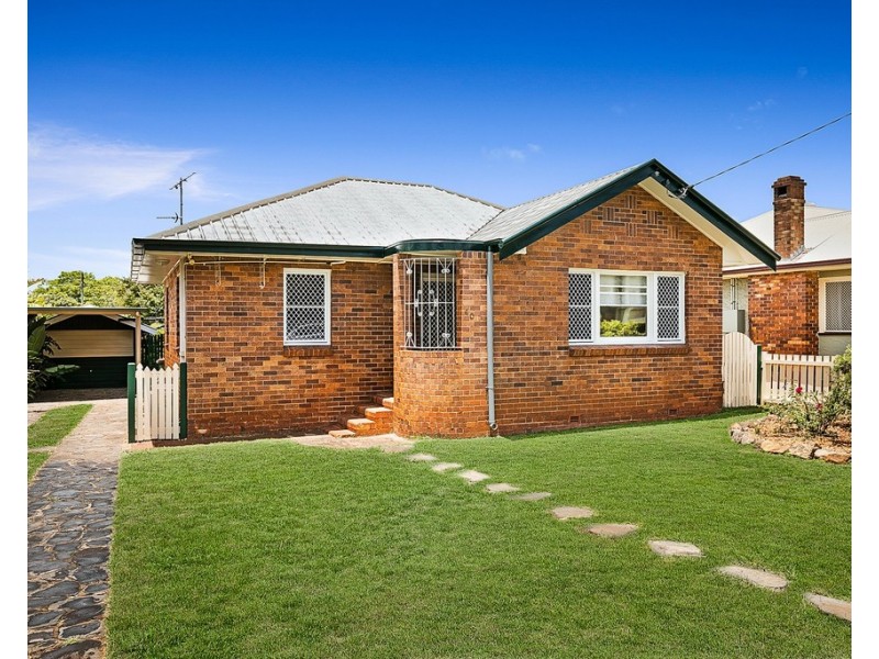 40 Justin Street, Harristown QLD 4350