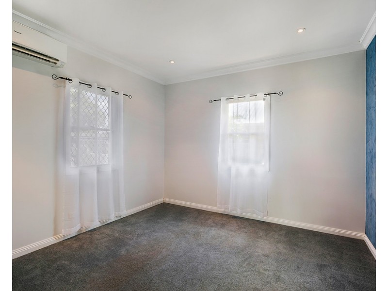 40 Justin Street, Harristown QLD 4350