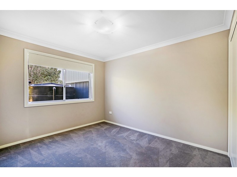 Unit 2/208 Stenner Street, Middle Ridge QLD 4350