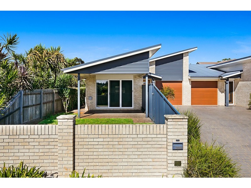 Unit 2/208 Stenner Street, Middle Ridge QLD 4350
