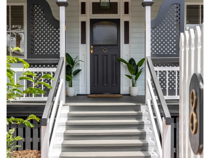 8 Pitt Street, East Toowoomba QLD 4350