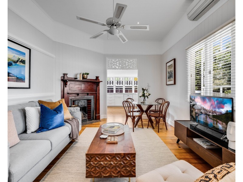 8 Pitt Street, East Toowoomba QLD 4350