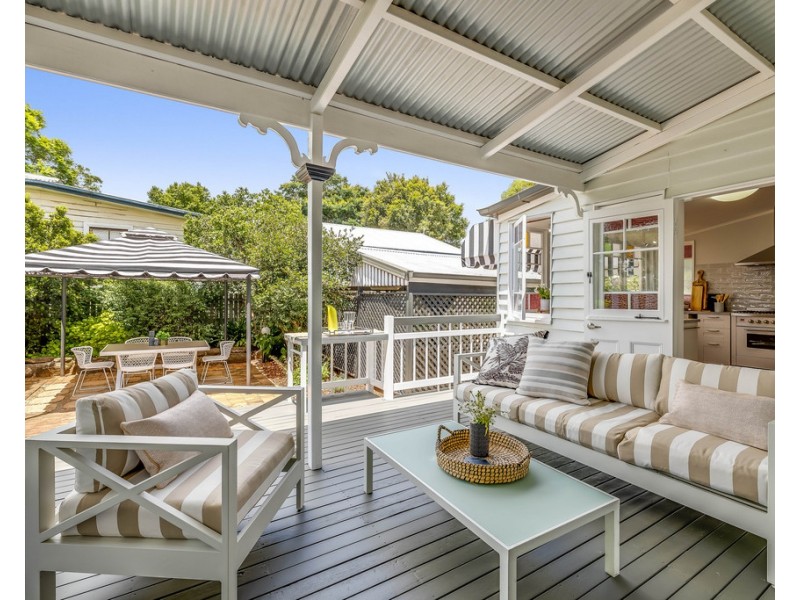 8 Pitt Street, East Toowoomba QLD 4350