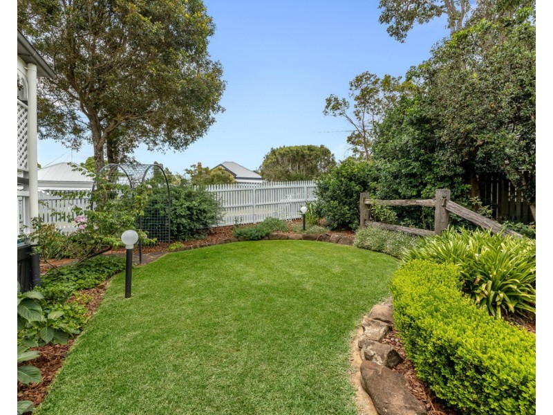 8 Pitt Street, East Toowoomba QLD 4350