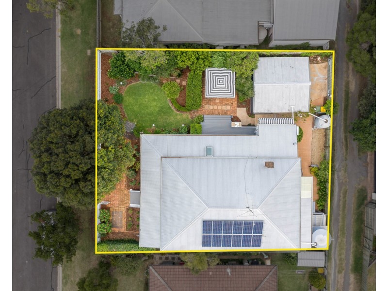 8 Pitt Street, East Toowoomba QLD 4350