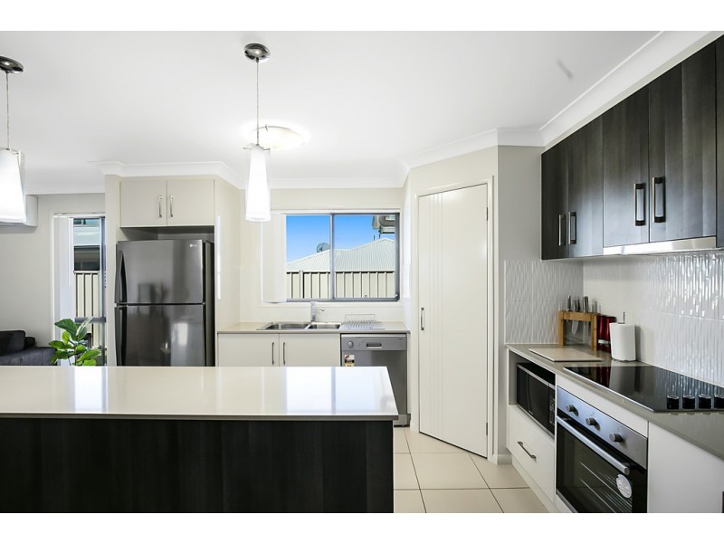 4 Carlin Street, Glenvale QLD 4350