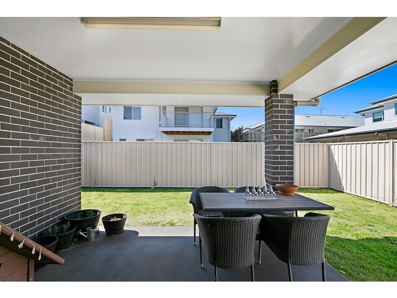 4 Carlin Street, Glenvale QLD 4350