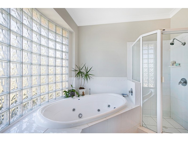 House 10/46a Mackenzie Street “Parkwood Estate”, Mount Lofty QLD 4350