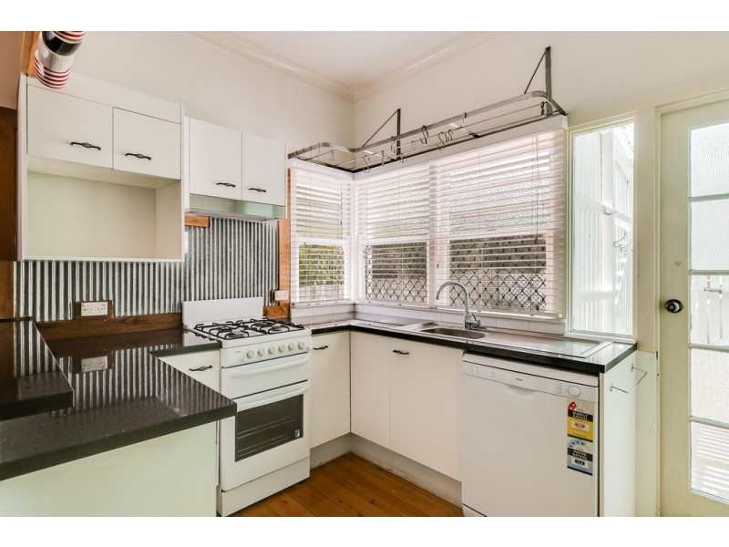 29 Moloney Street, North Toowoomba QLD 4350