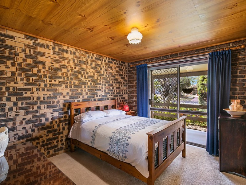 17 Ansett Court, Wilsonton QLD 4350