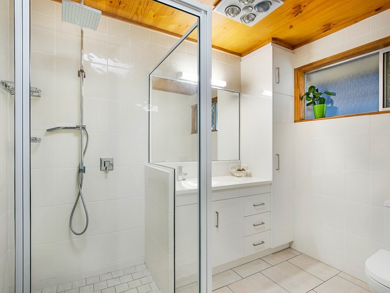 17 Ansett Court, Wilsonton QLD 4350