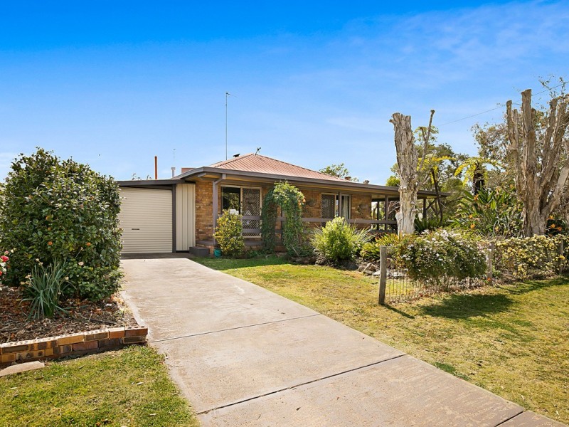 17 Ansett Court, Wilsonton QLD 4350