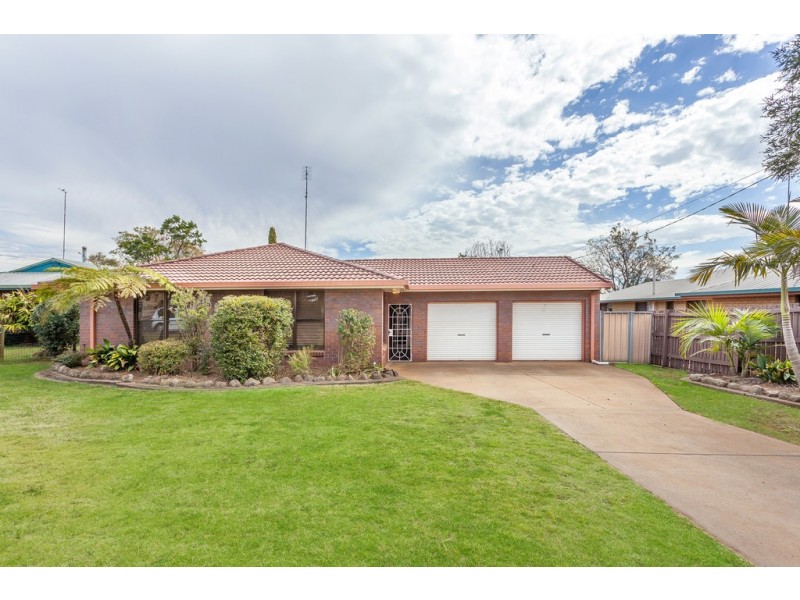 11 Batten Court, Wilsonton QLD 4350