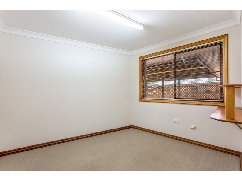 11 Batten Court, Wilsonton QLD 4350