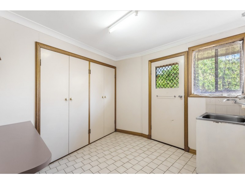 11 Batten Court, Wilsonton QLD 4350