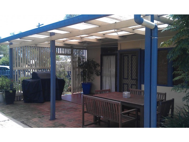 2 Tancred Avenue, Newtown QLD 4350