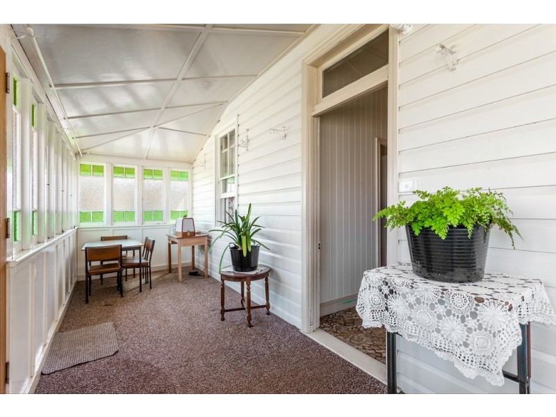 105 Hill Street, Newtown QLD 4350