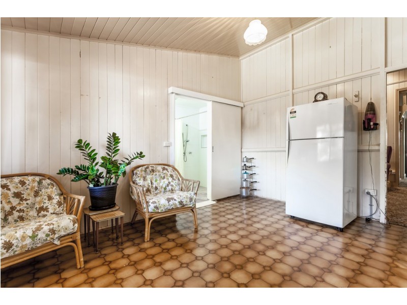 105 Hill Street, Newtown QLD 4350