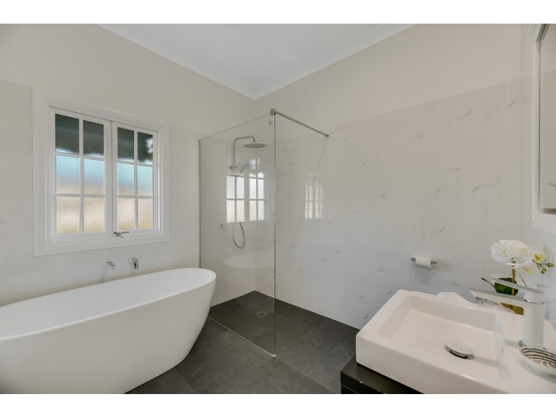 1 Kennedy Street, North Toowoomba QLD 4350