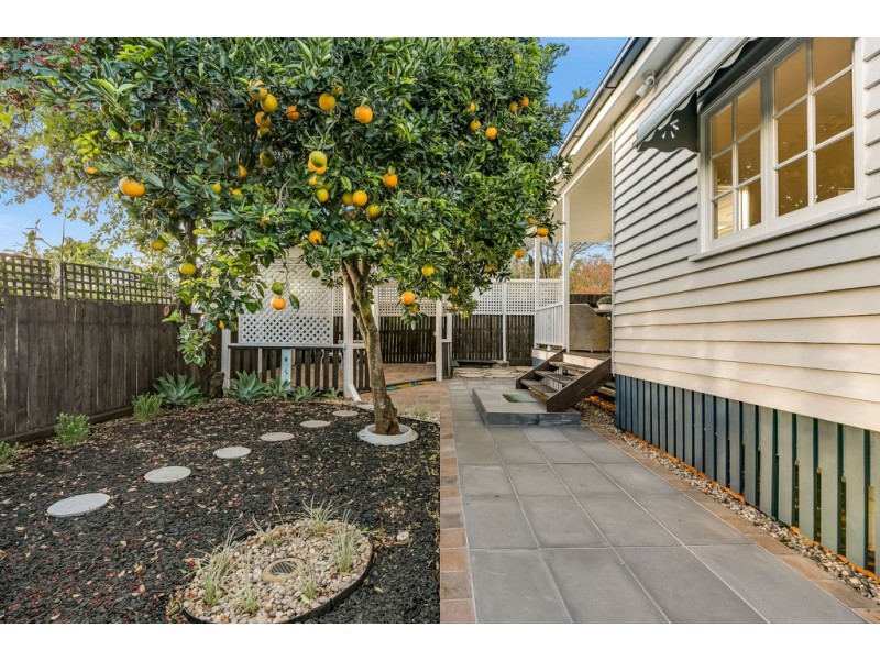 1 Kennedy Street, North Toowoomba QLD 4350