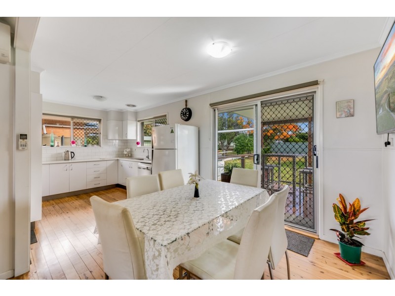 1 Jean Street, Harristown QLD 4350