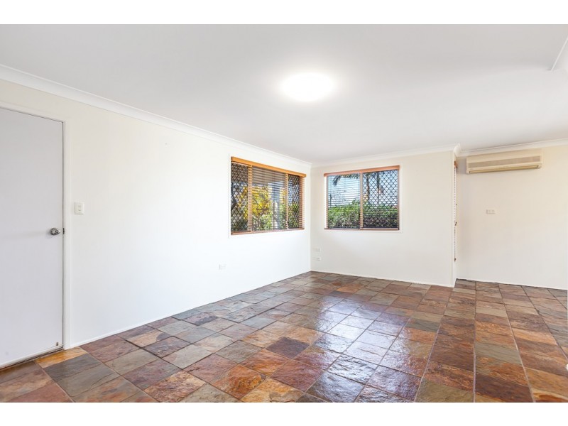 16 Seppelt Street, Wilsonton Heights QLD 4350