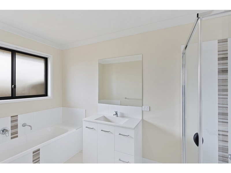 23 Magpie Drive, Cambooya QLD 4358