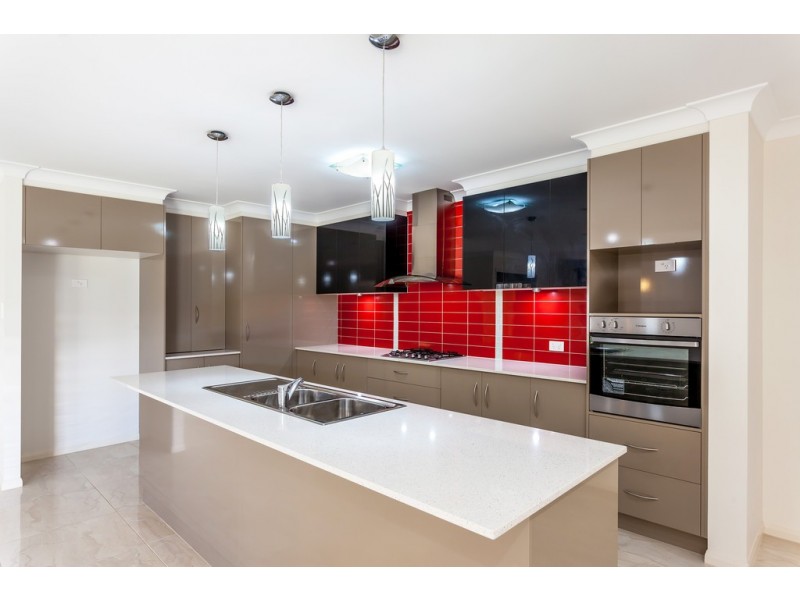 22 Neiwand Street, Kearneys Spring QLD 4350