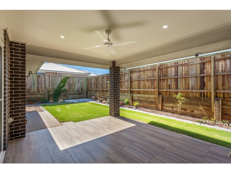 22 Neiwand Street, Kearneys Spring QLD 4350